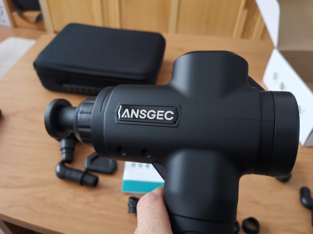 Pistolet do Masażu ANSGEC – 30 Prędkości, Głębokie Uderzenia i 8 Głowic Masujących