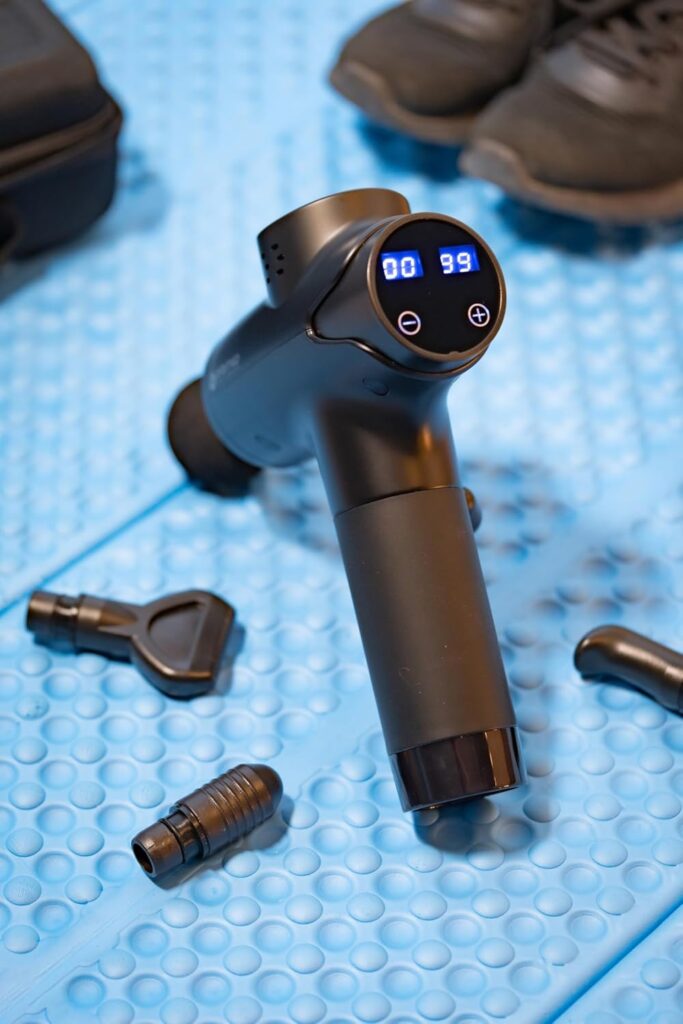 Oromed Pistolet do Masażu – Twoje Narzędzie do Regeneracji i Relaksu