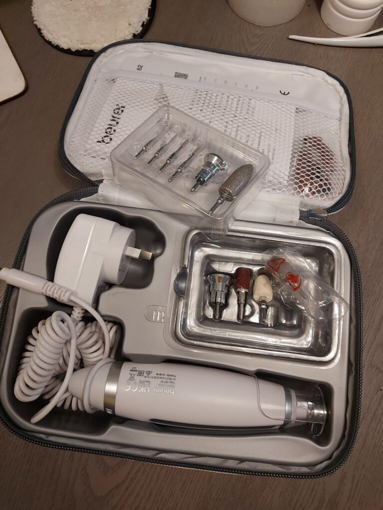 Beurer MP 62 Zestaw do manicure/pedicure – profesjonalna pielęgnacja paznokci w Twoim domu